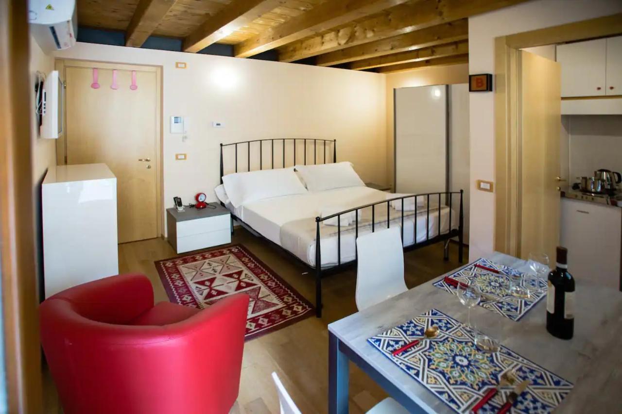 San Zeno Apartments - Verona, Verona